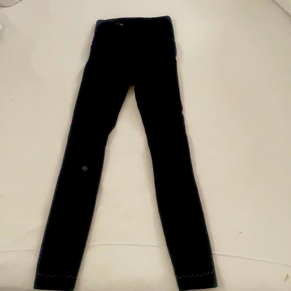 Lululemon Women’s Breezy Leg Running Tight Size 4